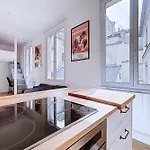 Апартаменты Cosy Near Grands Boulevards