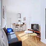 Апартаменты Cosy Near Grands Boulevards